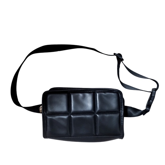 Amanda Uprichard Black Quilted Fanny Pack Belt Bag Adjustable Strap Gold Zipper - Picture 1 of 7